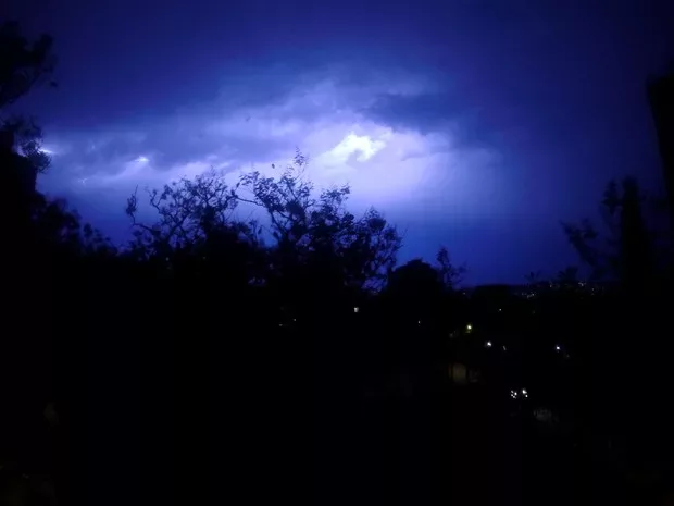 Frente fria provoca chuva e temporais no RS nesta Quinta-feira