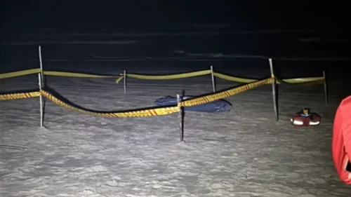 Corpo de jovem que desapareceu enquanto nadava com a namorada em praia de SC é encontrado