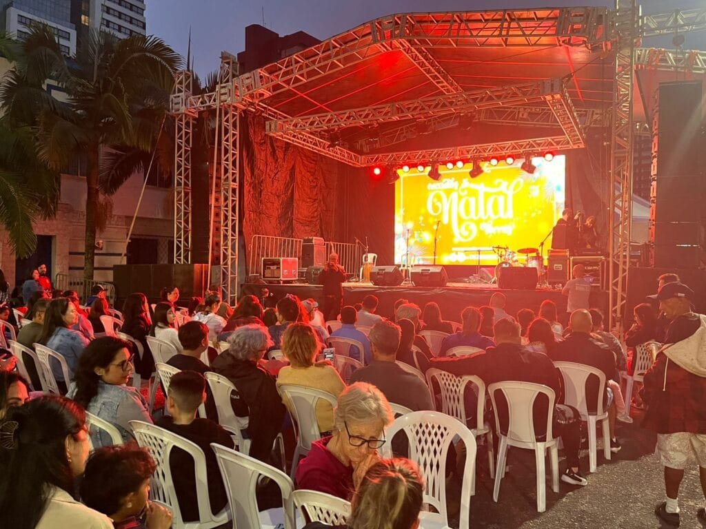 Nesse Sábado a Magia de Natal invadiu a cidade de Torres no Palco de Natal, ao lado da Praça XV 1 469906026 1015140220648102 7013424418142933418 n