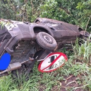 Homem com sinais de embriaguez sofre acidente em Palmitos