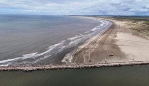 Água doce e salgada, esporte e atrações culturais: O que espera veranistas nas praias do sul do RS