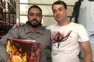 Funcionário mata patrão após ser demitido em confraternização de final de ano