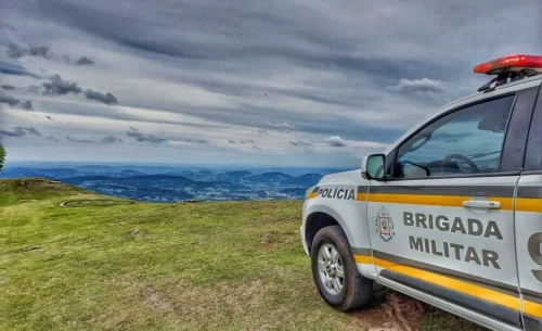 Em Arroio do Sal, BM prende homem por importunação sexual e disparos de arma de fogo