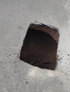 Buraco na Rua João Pessoa causa preocupação em Osório