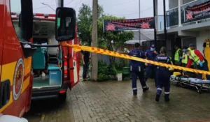 Elevador despenca e mulher tem fratura exposta e parte dos dedos amputados em Gaspar, SC