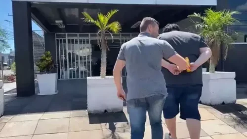 Homem é preso por torturar enteado de sete anos no Rio Grande do Sul