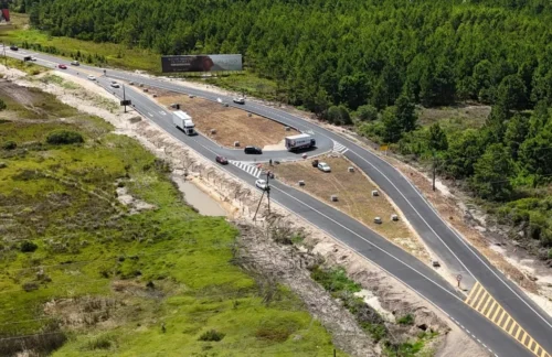 Mudanças em rótula na Estrada do Mar trazem mais segurança para motoristas no Litoral Norte