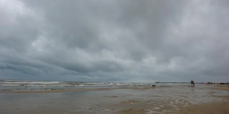 Sábado será de tempo abafado e chuva no RS 1 AmbientalFA06