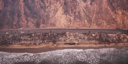 Apocalíptico: Incêndios deixam cenário de destruição em Malibu