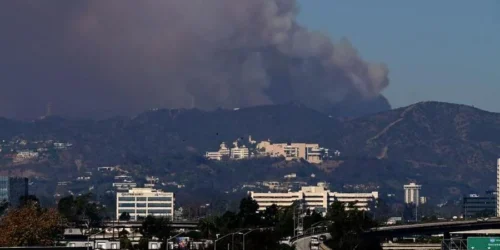Incêndios continuam se propagando em Los Angeles
