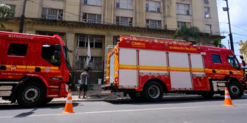 Prédio da Prefeitura de Porto Alegre é evacuado por princípio de incêndio