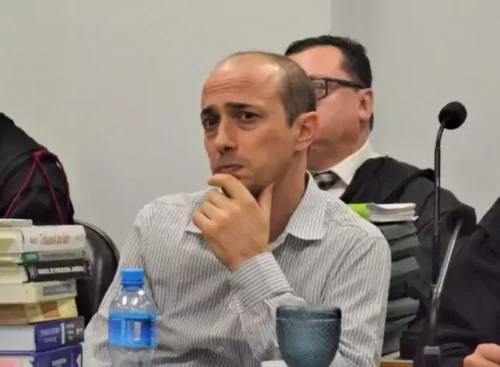 Pai do menino Bernardo, Leandro Boldrini tem registro médico cassado no Conselho Federal de Medicina