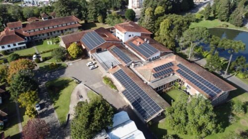 Grande Hotel Canela investe em placas solares