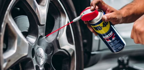 WD-40 IDEAL PARA A MANUTENÇÃO E CUIDADOS NO SEU CARRO, MOTO OU AVIÃO