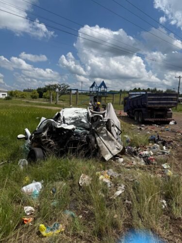 Colisão entre carro e caminhão deixa uma vítima fatal na ERS-239