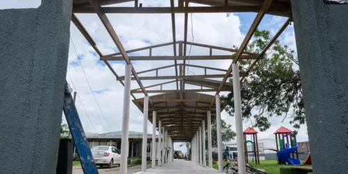 Escola destelhada durante temporal em Imbé retoma aulas na próxima semana