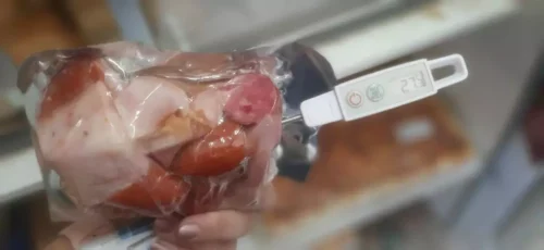 Quase seis toneladas e meia de alimentos impróprios para o consumo são apreendidas no Sul do RS