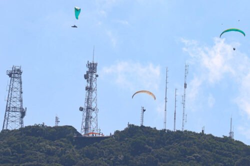 FESTIVAL DE VOO LIVRE CARNAVOO REÚNE MAIS DE 50 PILOTOS EM OSÓRIO