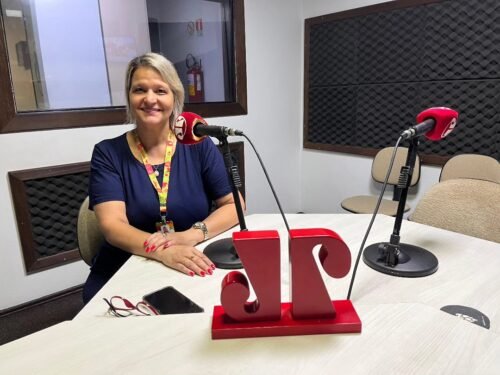 Coordenadora Regional de Educação destaca programas de avaliação e alfabetização em andamento