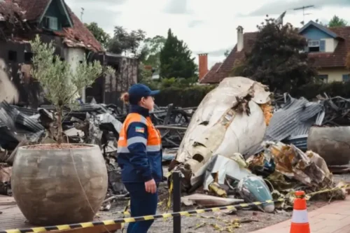 Morre camareira vítima de acidente aéreo em Gramado