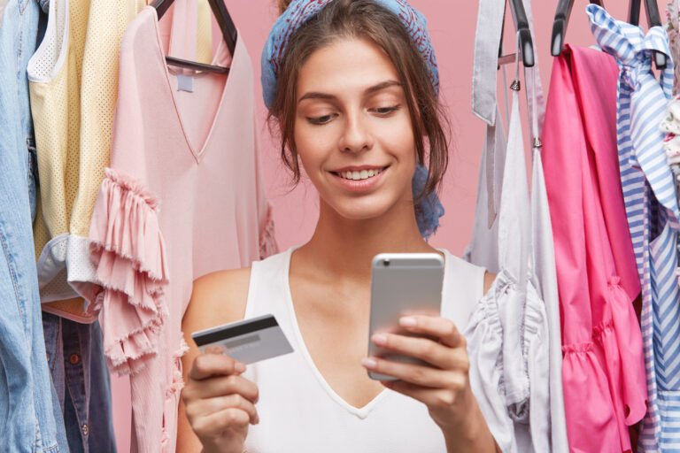 Dia Mundial do Consumidor reforça direitos e alerta para práticas abusivas 6 Dia do Consumidor. Credito Freepik