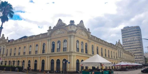 Mercado Público retoma abertura aos domingos em Porto Alegre