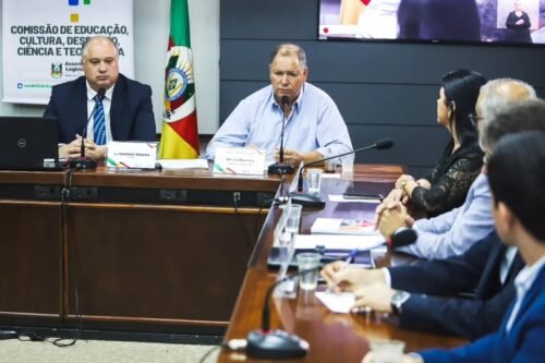 Alceu e Luciano pedem audiência com ministro da Educação para tratar curso de Medicina no Litoral