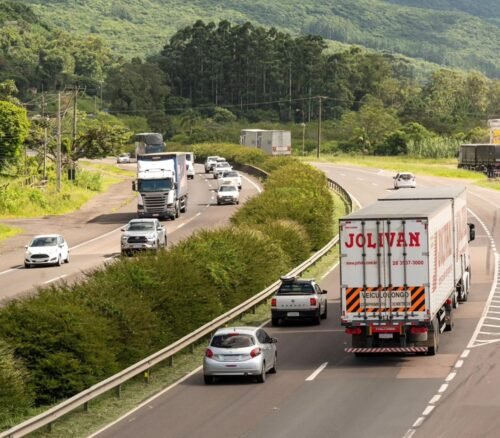 Feriado de Páscoa deve movimentar mais de 1,1 milhão de veículos nas rodovias da CCR ViaSul