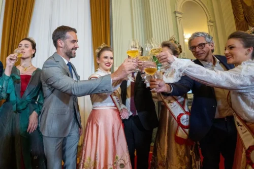 Vinho e espumante viram símbolos oficiais do RS e reforçam identidade cultural do Estado