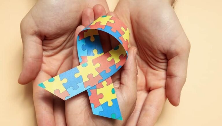 Desafios e oportunidades para inclusão de pessoas com autismo no mercado de trabalho 12 Autismo Credito Freepik