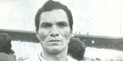 Ídolo do Inter, Manga morre aos 88 anos