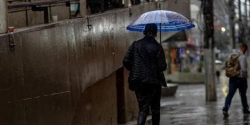 Litoral e região sul do RS seguem em alerta para chuva forte nesta Quinta-feira