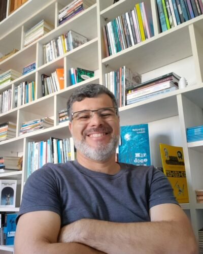 Projeto “Vale-livro” distribui literatura gratuita a estudantes da rede pública em Osório