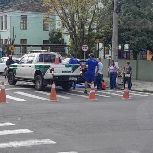 Mulher e criança são atropeladas no centro de Osório