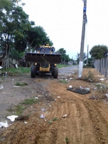 PREFEITURA DE OSÓRIO CONCLUI NESTE SÁBADO A LIMPEZA DO ENTORNO DA CENTRAL DE TRANSBORDOS