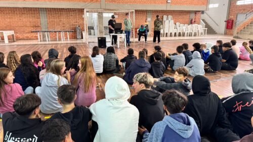 SEMANA DO HIP-HOP PROMOVE OFICINAS NAS ESCOLAS PÚBLICAS DE OSÓRIO