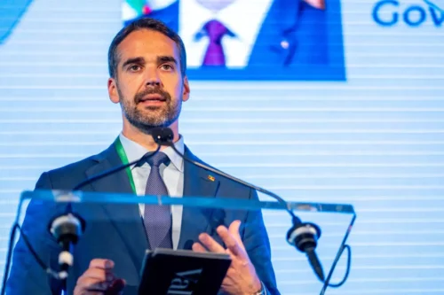 Governador Gaúcho Eduardo Leite confirma pré-candidatura à Presidência da República