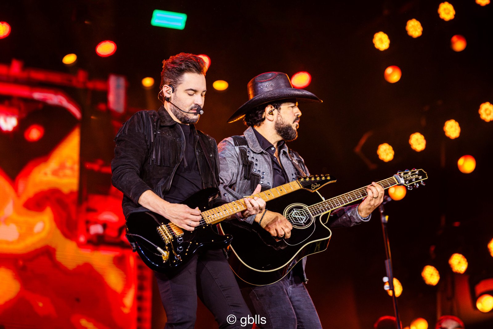 Fernando e Sorocaba, Leonardo