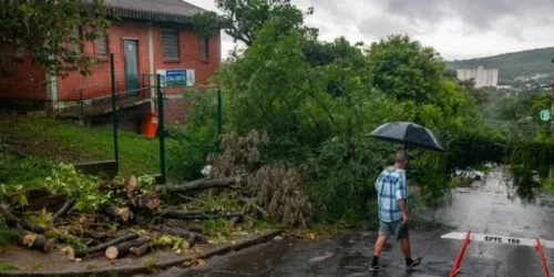 Frente fria deverá causar temporais no RS neste Domingo