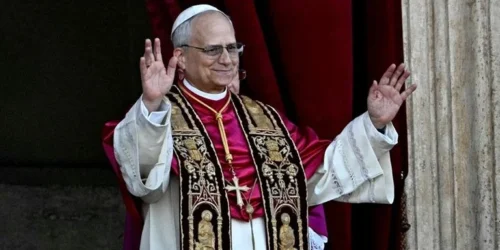 Quem é Robert Francis Prevost, o novo Papa escolhido para liderar a Igreja Católica