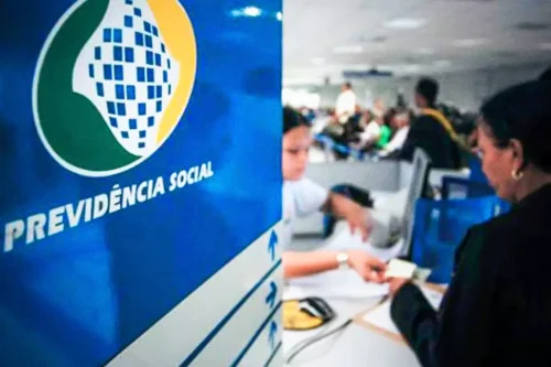 INSS informa ter notificado todos os 9,4 milhões de beneficiários que tiveram descontos