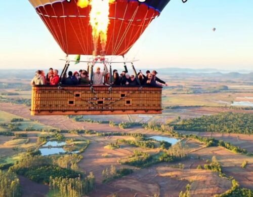 Maçarico em cesto iniciou fogo em balão que caiu em SC, disse piloto sobrevivente à polícia