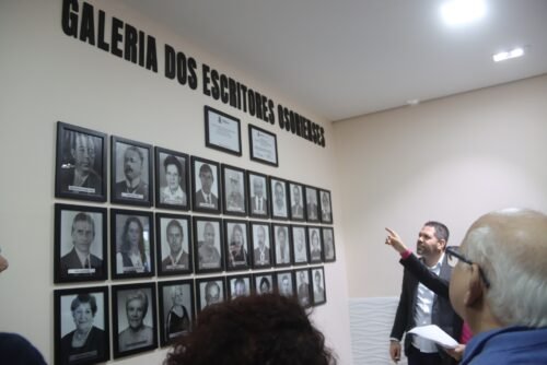 REINAUGURAÇÃO DA GALERIA DOS ESCRITORES OSORIENSES É UM DOS DESTAQUES DO INÍCIO DA 39ª FEIRA DO LIVRO DE OSÓRIO 2 505714151 1135965081905391 558973331971887560 n