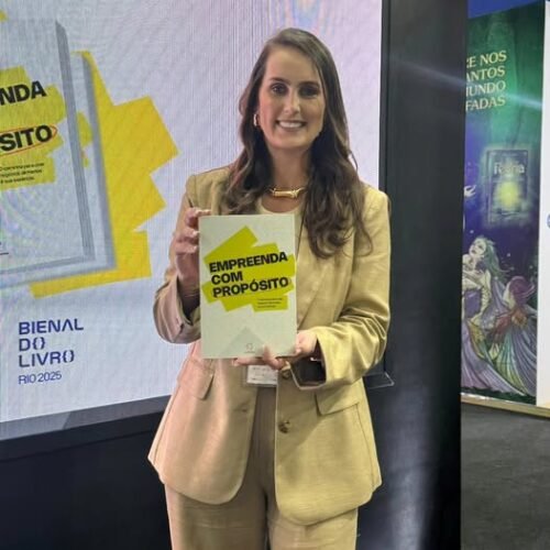 Moradora de Osório lança segundo livro na Bienal Internacional do Livro do RJ