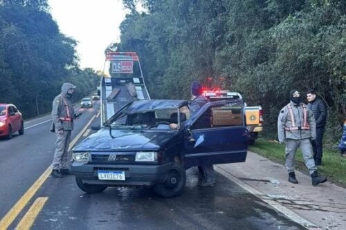 Sete veículos se envolvem em acidentes  na RS-135 por causa de gelo na pista