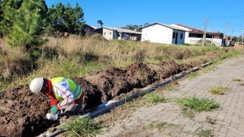 Obras da Corsan com investimento de R$ 1,3 milhão levarão água tratada ao bairro Serramar, em Osório