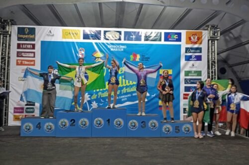 Patinadora de Imbé conquista medalhas de prata no Mundial de Patinação Artística