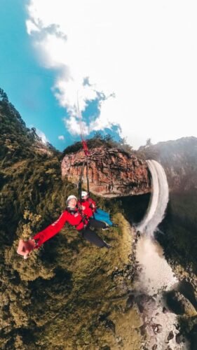Salto de Pendulo Creditos Natural Extremo 576x1024 1