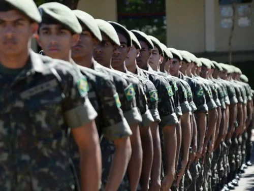 Adolescentes acolhidos em orfanatos do RS terão prioridade no Alistamento Militar