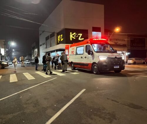 Acidente entre carro e motocicleta mobiliza socorristas no centro de Osório